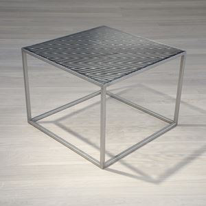 Zigzag Table