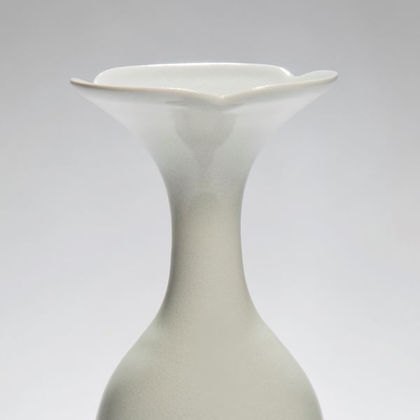 tall thin flower vase sculpture porcelain ceramic chinese style