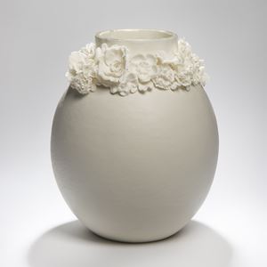 porcelain forget me not vase sculpture with gold lustre trim around the top edge
