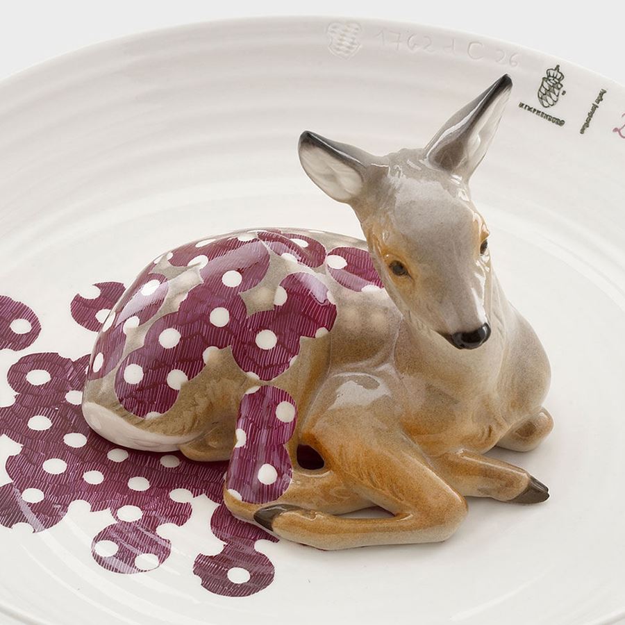 porcelain decorative art bowl with model of a fawn sat in centre