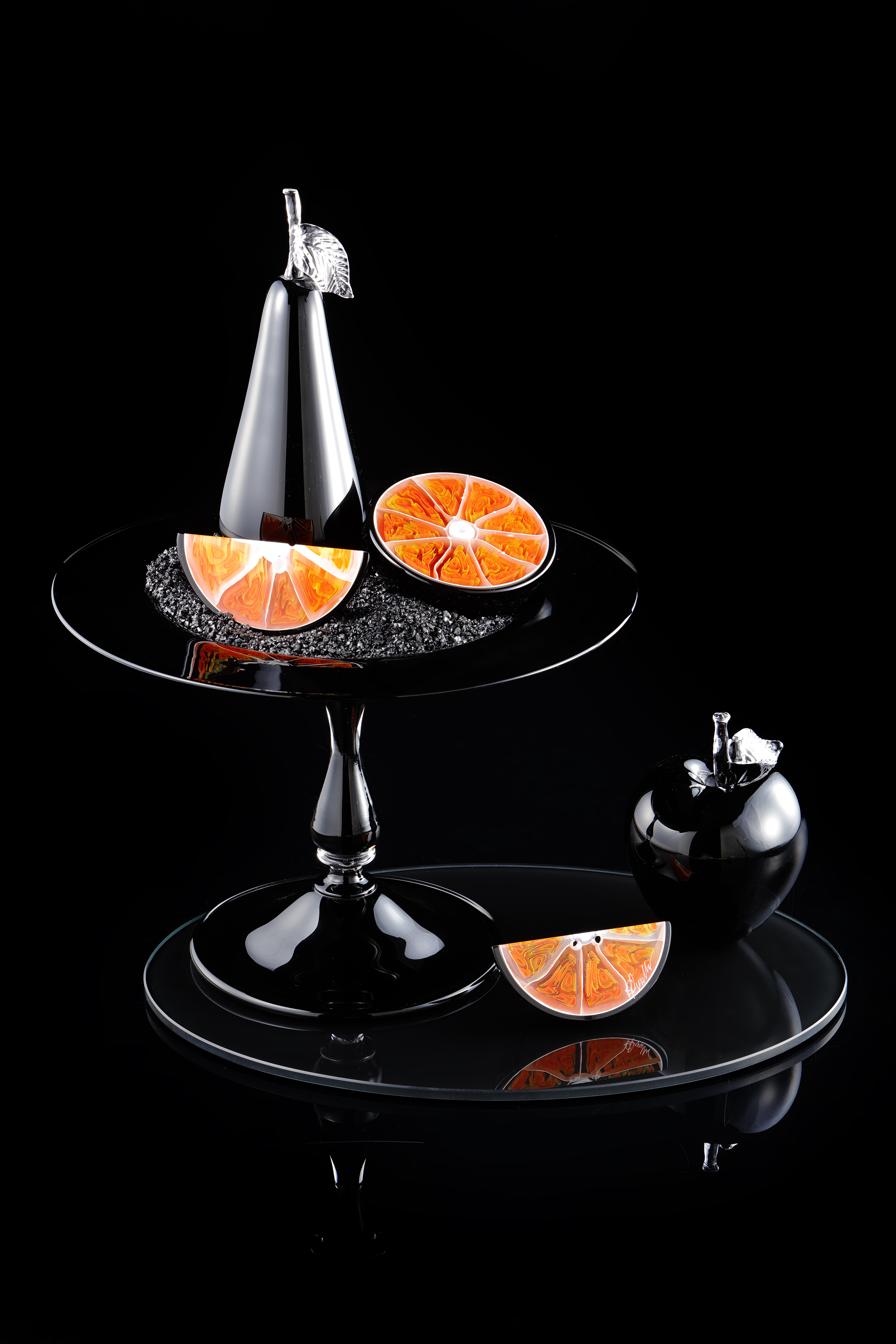 art glass sculpture of fruit by elliot walker hand blown sculpted