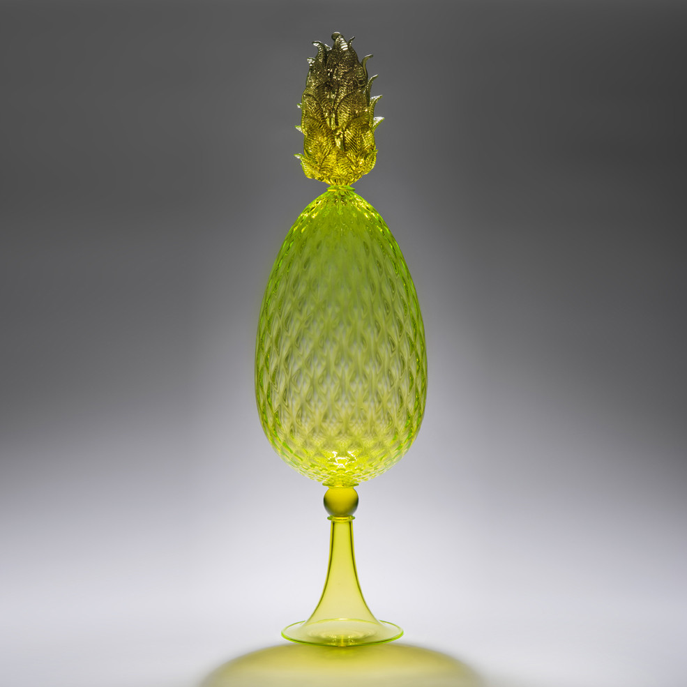 Pineapple Centrepiece in Uranium