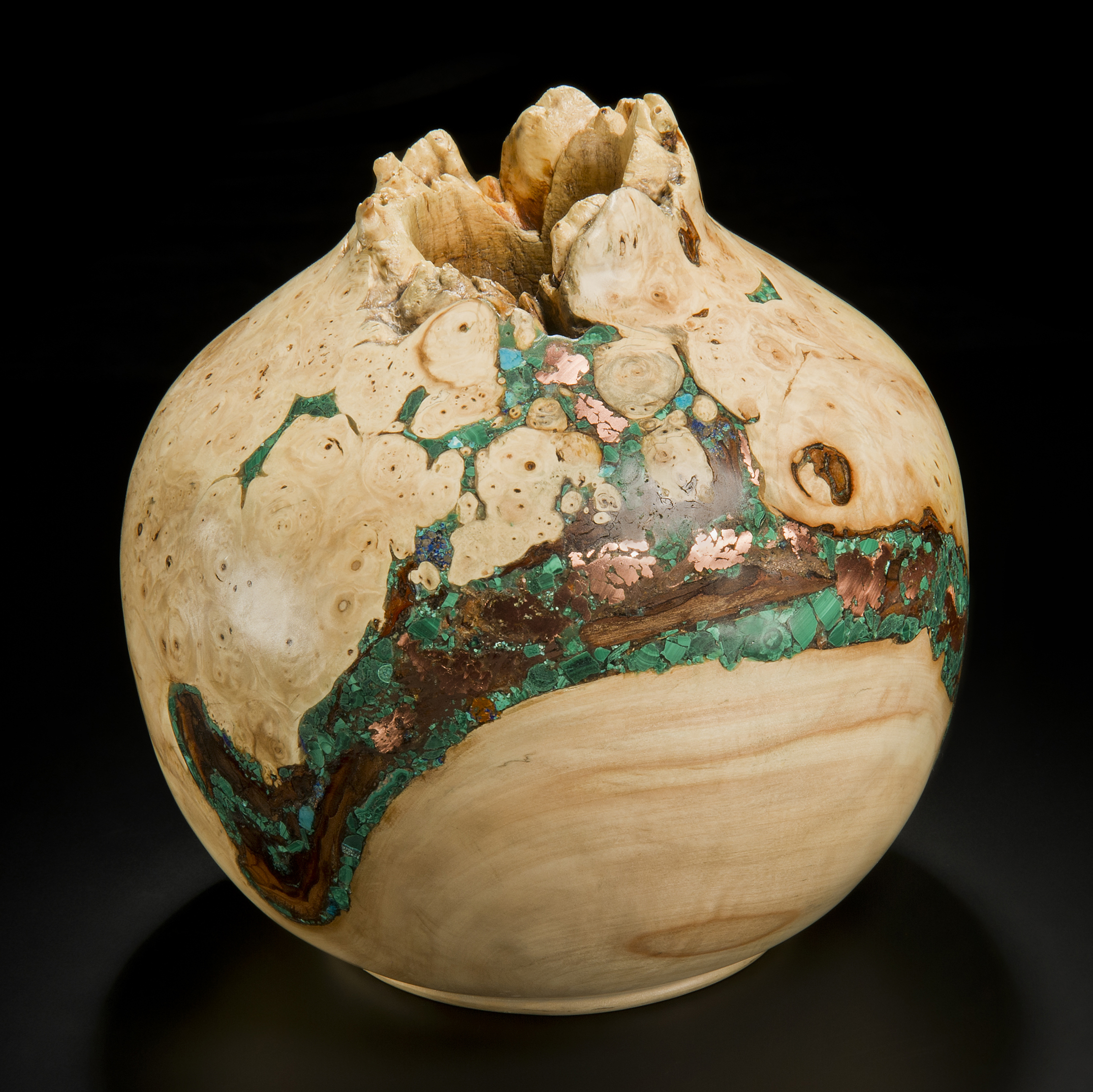 medium height sculpted horse chestnut vessel laden with turquoise precious minerals in light brown/beige with dark brown streak