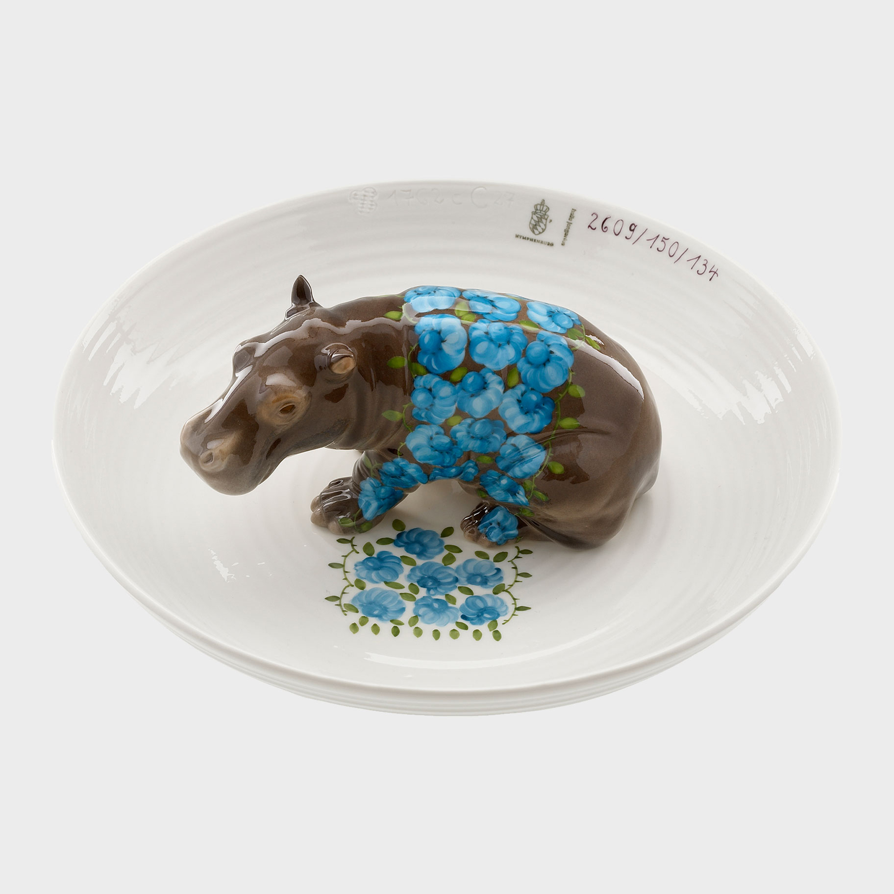 porcelain decorative art bowl with model of hippo sat in centre