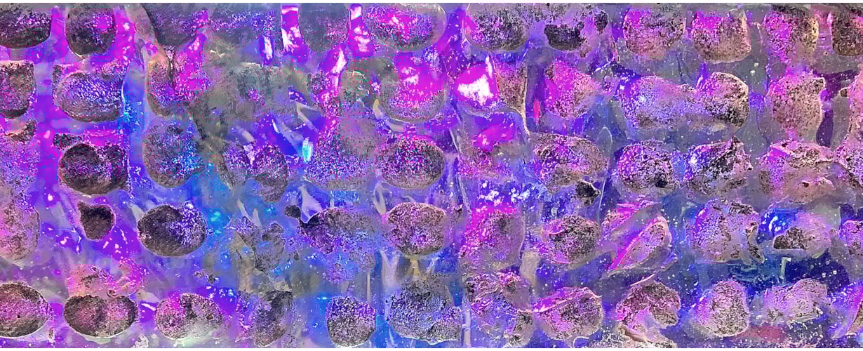 Jon Lewis | Tuned to a Single Frequency by Dr. Julie Anne Denton for Glass Art Magazine